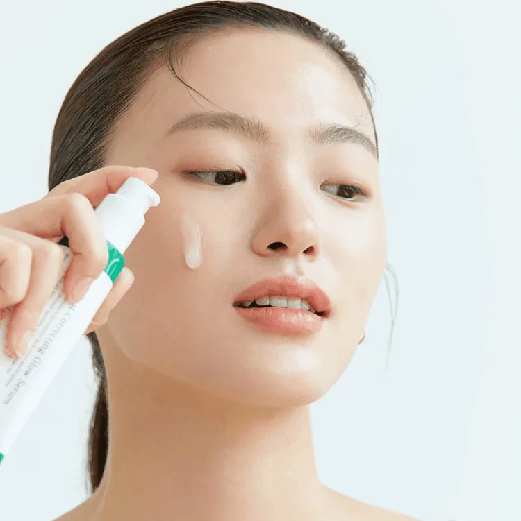 Serums tumšiem plankumiem AXIS-Y Dark Spot Glow Serum no YABUKO, ar korektīvu un izgaismojošu efektu 50 ml.