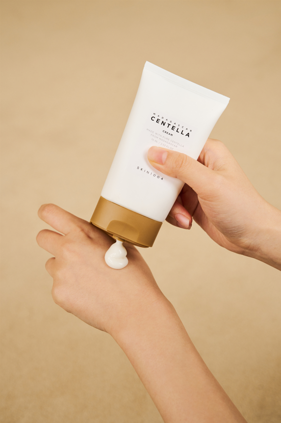 Mitrinošs, jutīgas ādas krēms SKIN1004 Centella no YABUKO, 75ml, uz ķermeņa vai sejas.