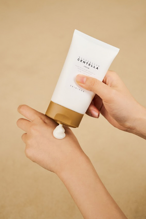 YABUKO SKIN1004 Madagascar Centella krēms 30ml, ērts iepakojums, mitrina un nomierina ādu ar Centella sastāvdaļām