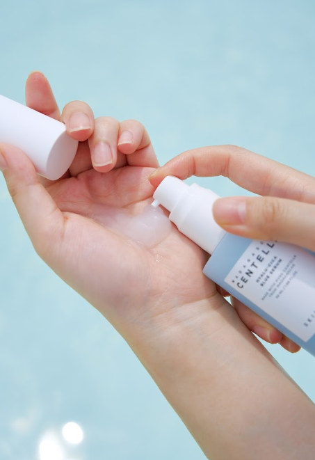 Mitrinošs serums ar centellu un hialuronskābi – SKIN1004 Hyalu-Cica Blue Serum 50ml