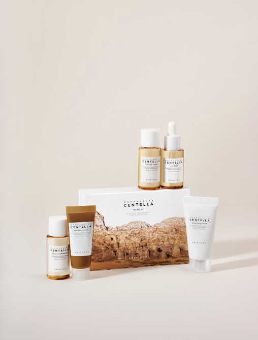 YABUKO SKIN1004 Madagascar Centella ceļojumu komplekts sejas kopšanai, iekļauj mitrinātājus un ādas kopšanas līdzekļus.