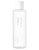YABUKO Needly Daily Toner sejas toniks ar 250ml pudeli, piemērots ikdienas ādas kopšanai, ar vieglu un atsvaidzinošu tekstūru.