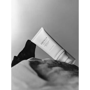 YABUKO SKIN1004 Madagascar Centella Tone-Up Saules Krēms SPF50, 50ml, ar vieglu tekstūru un dabisku gaišumu.
